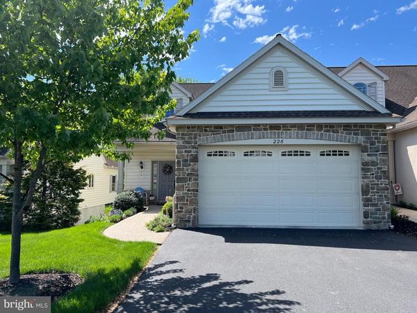 226 MASONIC DRIVE , ELIZABETHTOWN, PA 17022