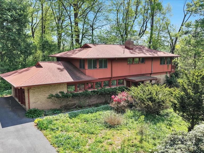 40 Devon Drive, Reading, PA 19606 Main Photo