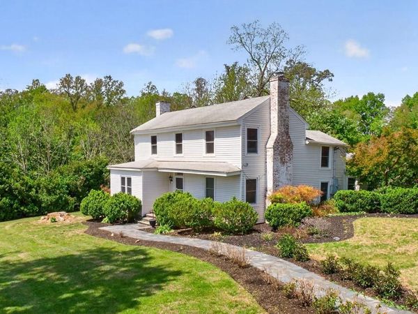 28 RIDGEWAY FARM CT, KESWICK, VA 22947