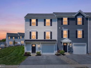 4285 BLACKBURN DRIVE, STEWARTSTOWN, PA 17363