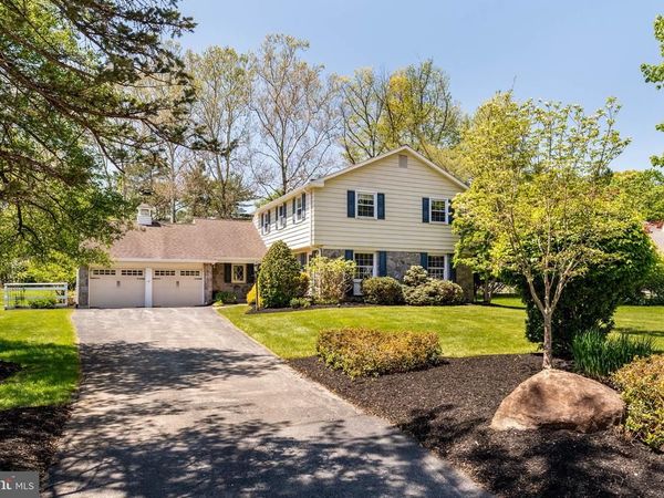 590 WATFORD LANE, BERWYN, PA 19312
