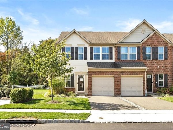 12 VENTANA COURT, HAMILTON, NJ 08619