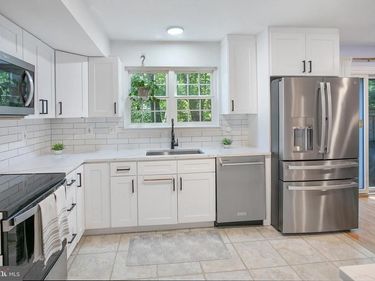 10103 SASSAFRAS WOODS COURT, BURKE, VA 22015