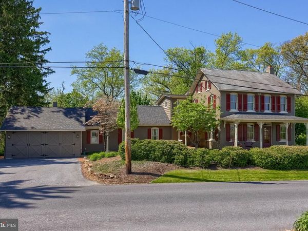 1522 HUNSECKER ROAD , BIRD IN HAND, PA 17505