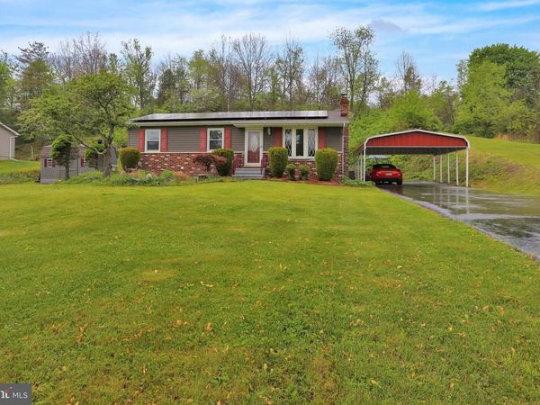 183 E ADAMSDALE ROAD, ORWIGSBURG, PA 17961