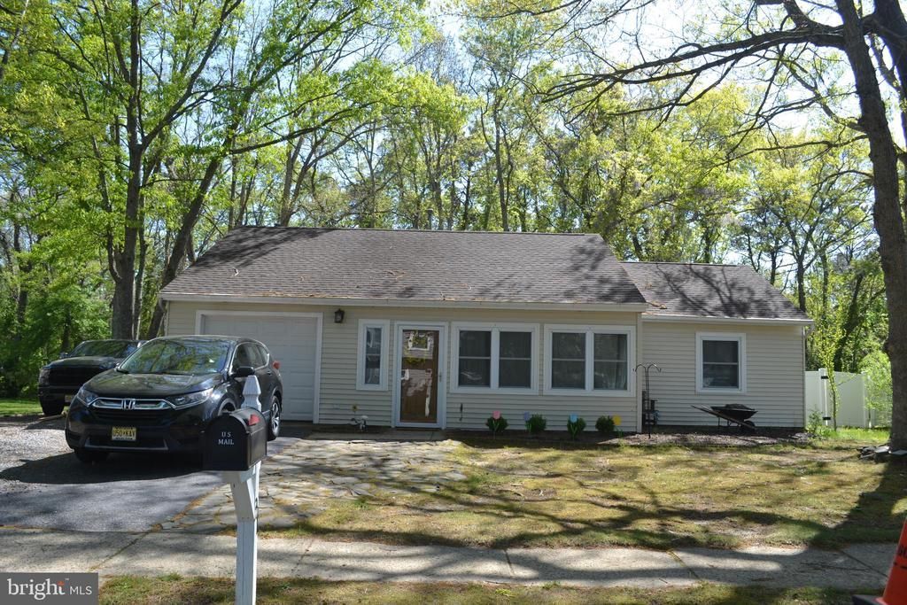 31 Chestnut Way Circle , Barnegat, NJ 08005 Main Photo