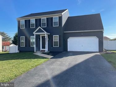 126 MEADOW HILL DRIVE, YORK, PA 17402