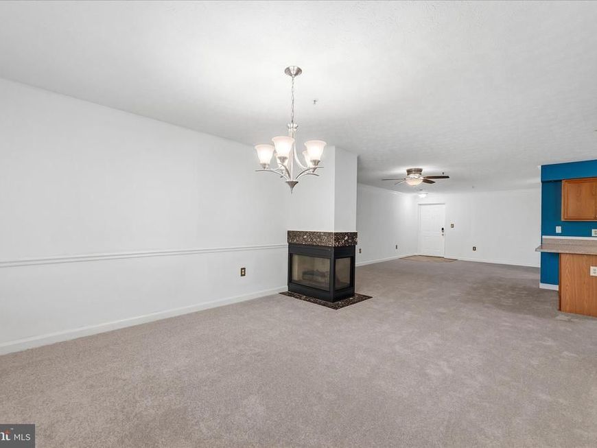 631 Admiral Drive, Unit 302, Annapolis, MD 21401 Main Photo