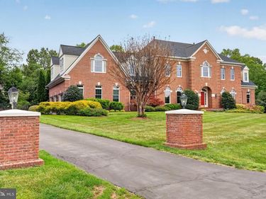 1084 MILL FIELD COURT, GREAT FALLS, VA 22066