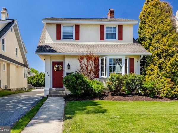 154 GRANDVIEW ROAD , ARDMORE, PA 19003