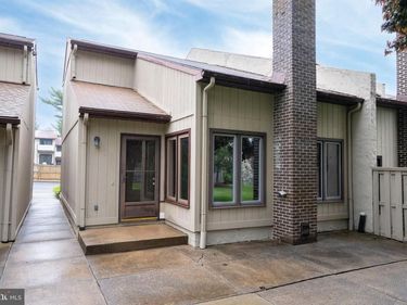 834 W AARON DRIVE, STATE COLLEGE, PA 16803