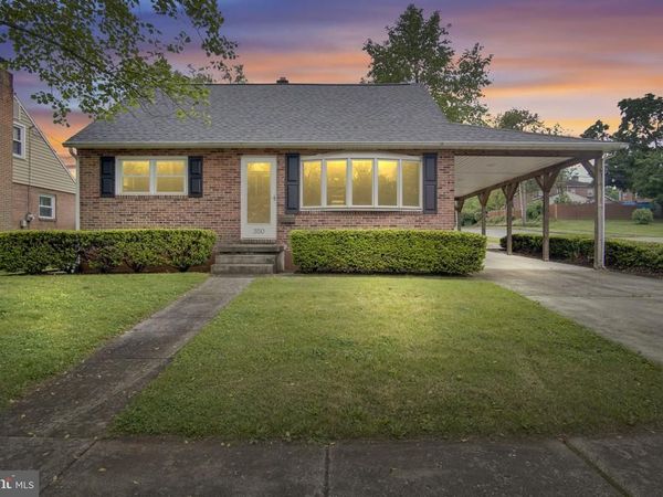 350 E ROOSEVELT AVENUE, MIDDLETOWN, PA 17057