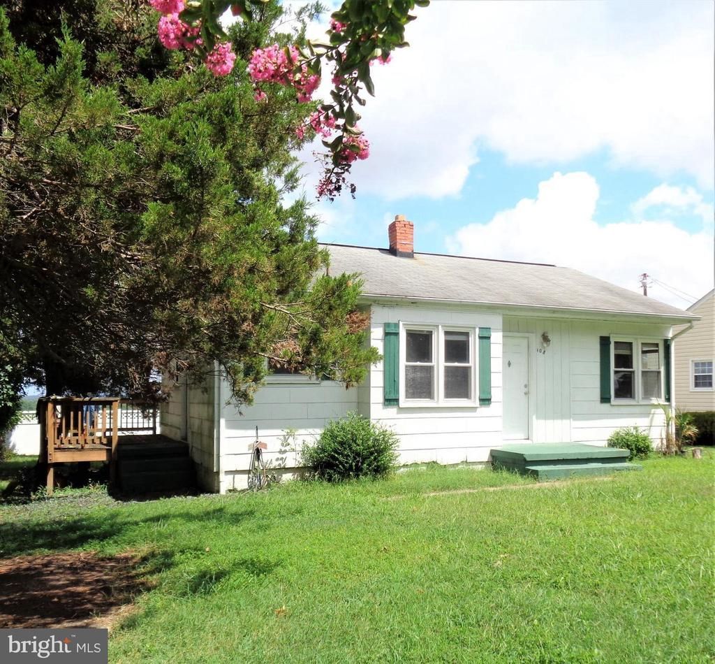 108 St Paul Street, Fredericksburg, VA 22401 Main Photo