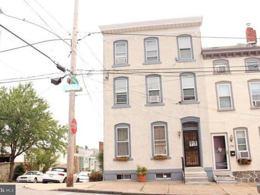 218 Ripka Street, Unit 1, Philadelphia, PA 19127 Main Photo