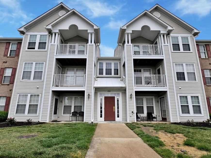 692 Winding Stream Way, Unit 303, Odenton, MD 21113 Main Photo