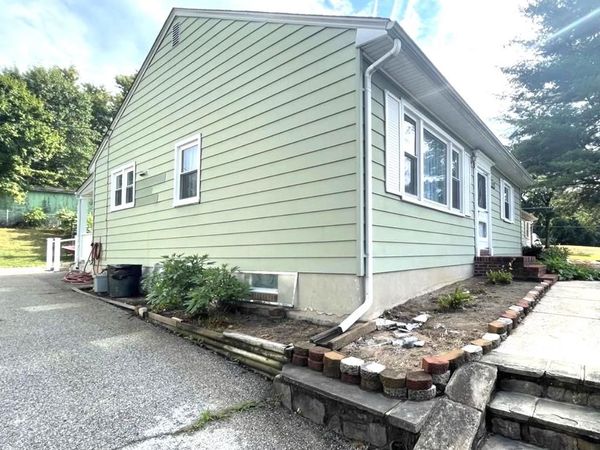 1564 SULPHUR SPRING ROAD, HALETHORPE, MD 21227