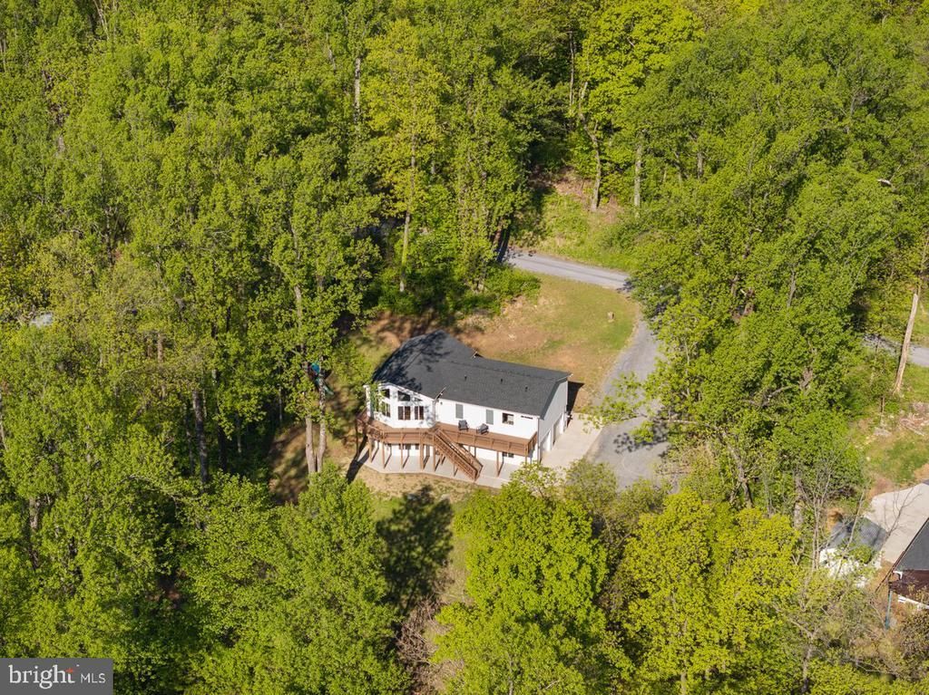 2668 HIGH TOP ROAD, LINDEN, VA 22642