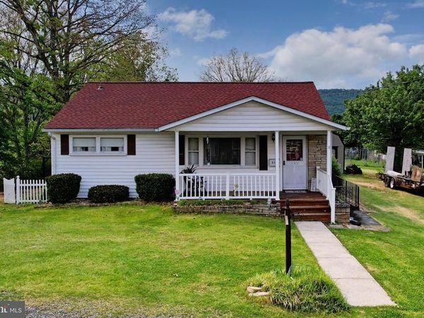 513 2ND STREET, ROMNEY, WV 26757