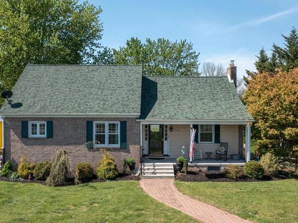 1726 SWAMP PIKE, GILBERTSVILLE, PA 19525