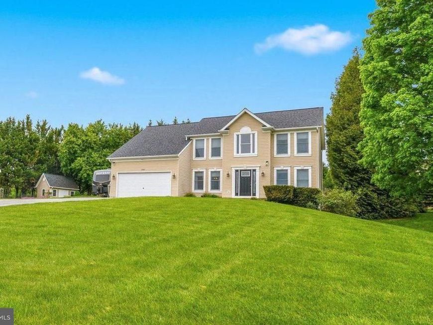 6341 Twin Ponds Lane, Mount Airy, MD 21771 Main Photo