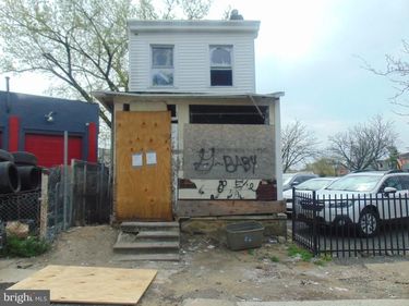 2618 CARMAN STREET, CAMDEN, NJ 08105