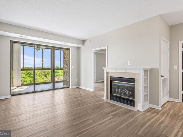 19355 CYPRESS RIDGE TERRACE , Unit 1022, LEESBURG, VA 20176