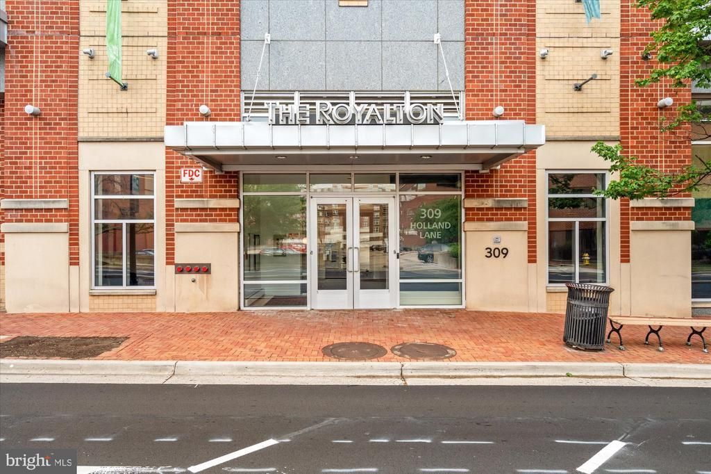 309 Holland Lane , Unit 320, Alexandria, VA 22314 Main Photo