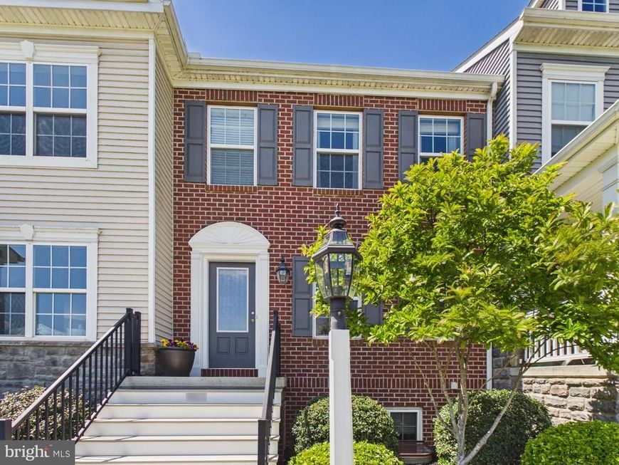 903 Danesfield Lane, Lancaster, PA 17601 Main Photo