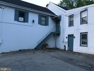 2 E GERMANTOWN PIKE, PLYMOUTH MEETING, PA 19462
