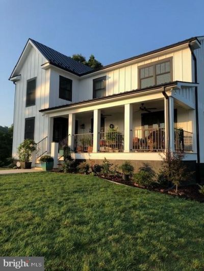 4253 S BLUE RIDGE, ROCHELLE, VA 22738