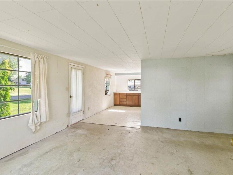 11236 Tuscarora Path, Lakeview, OH 43331 Photo 4