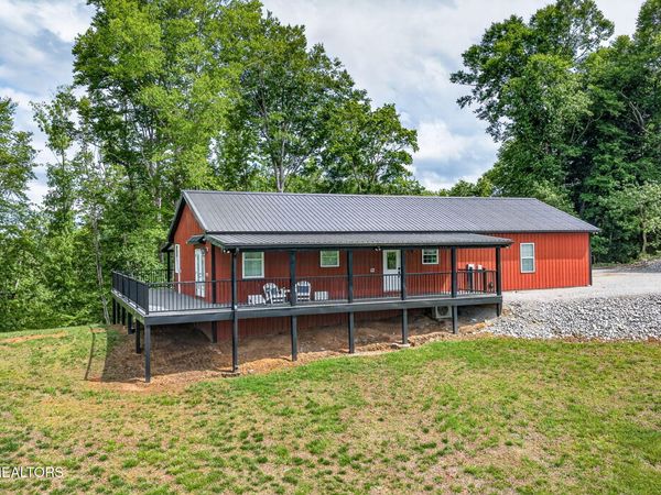 5218 Turney Groce Rd, Byrdstown, TN 38549