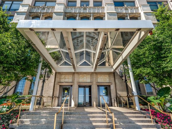 680 N Lake Shore Drive , Unit 1212, Chicago, IL 60611
