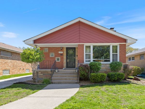 9247 S Ridgeway Avenue , Evergreen Park, IL 60805