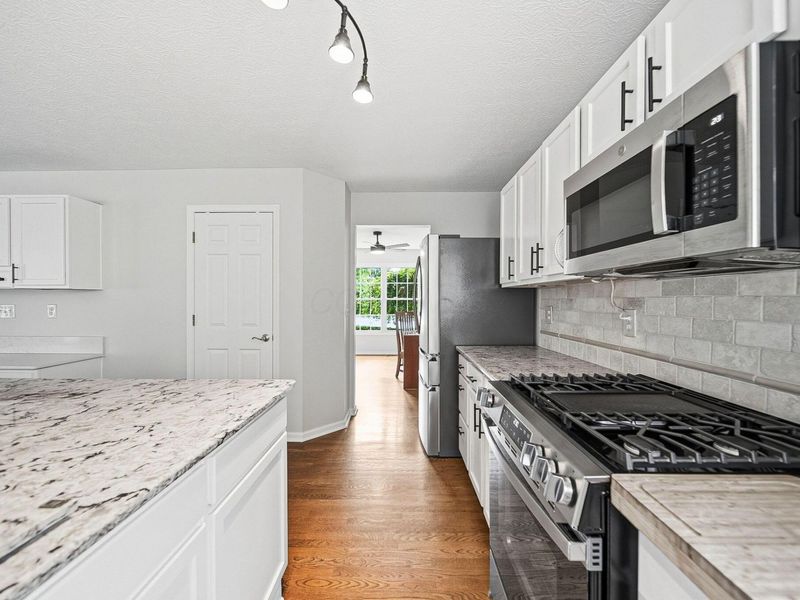 9186 Marlebury End, Powell, OH 43065 Photo 6