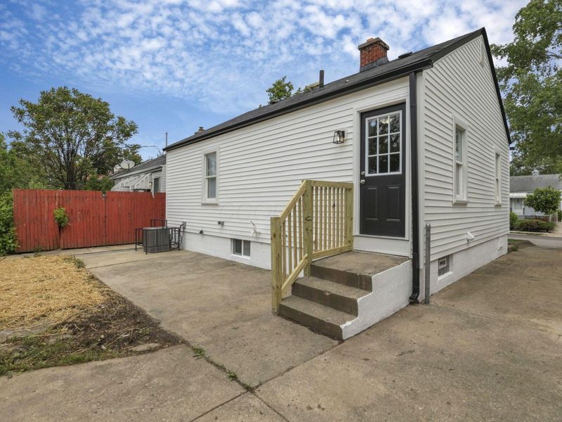 2781 Pontiac Street , Columbus, OH 43211 Photo 33