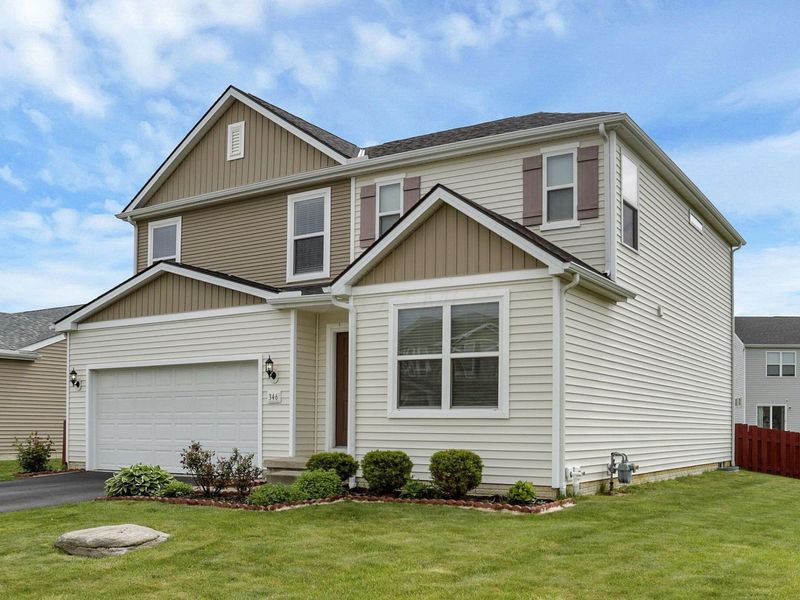 346 Glen Crossing Drive , Etna, OH 43062 Photo 2