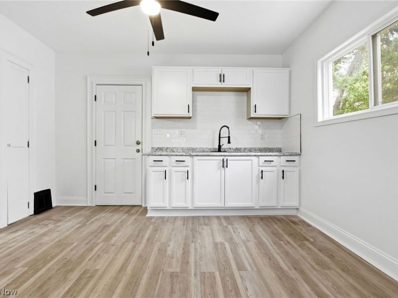 10710 Reno Avenue , Cleveland, OH 44105 Photo 8