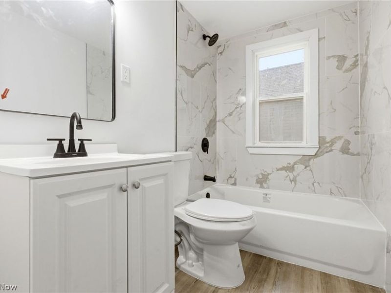 10710 Reno Avenue , Cleveland, OH 44105 Photo 9