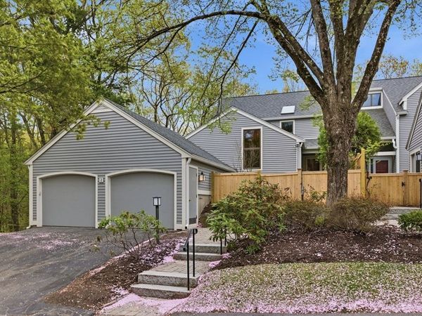 2 Hillside Dr, Unit 2, Wayland, MA 01778