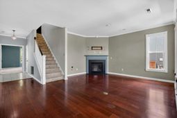 235 Cameron Street photo 4
