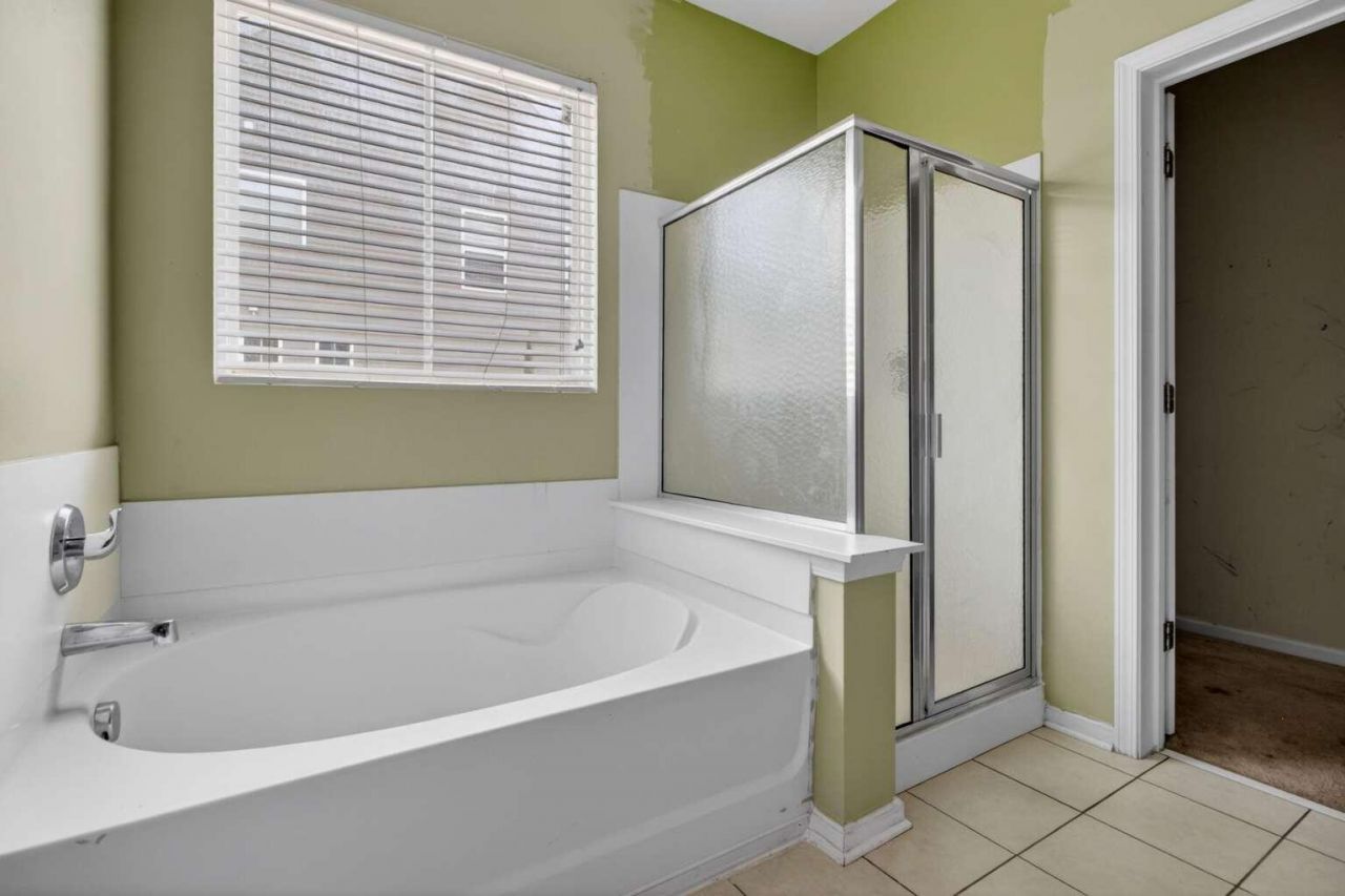 235 Cameron Street Photo 8