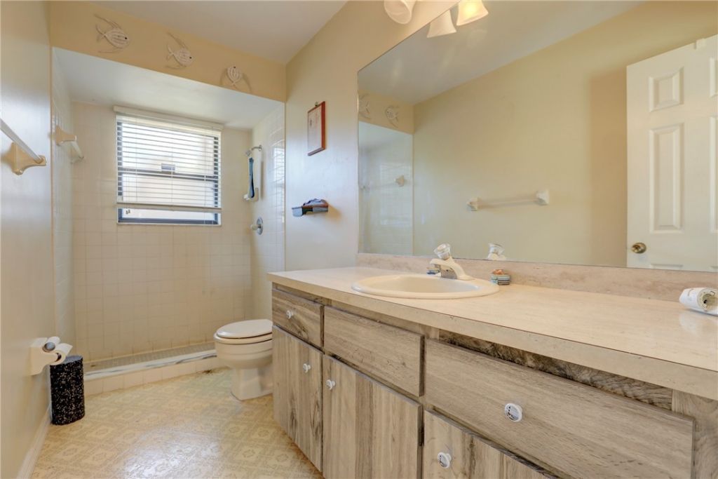 1061 Carnation Drive, Sebastian, FL 32958 Photo