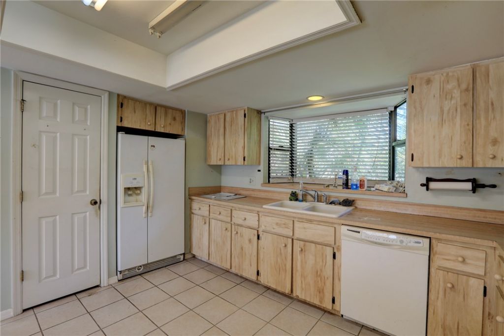 1061 Carnation Drive, Sebastian, FL 32958 Photo