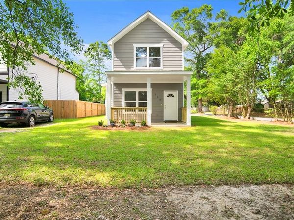 250 4th Avenue , Chickasaw, AL 36611