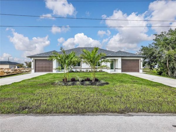 362/364 Petite AVE, LEHIGH ACRES, FL 33974