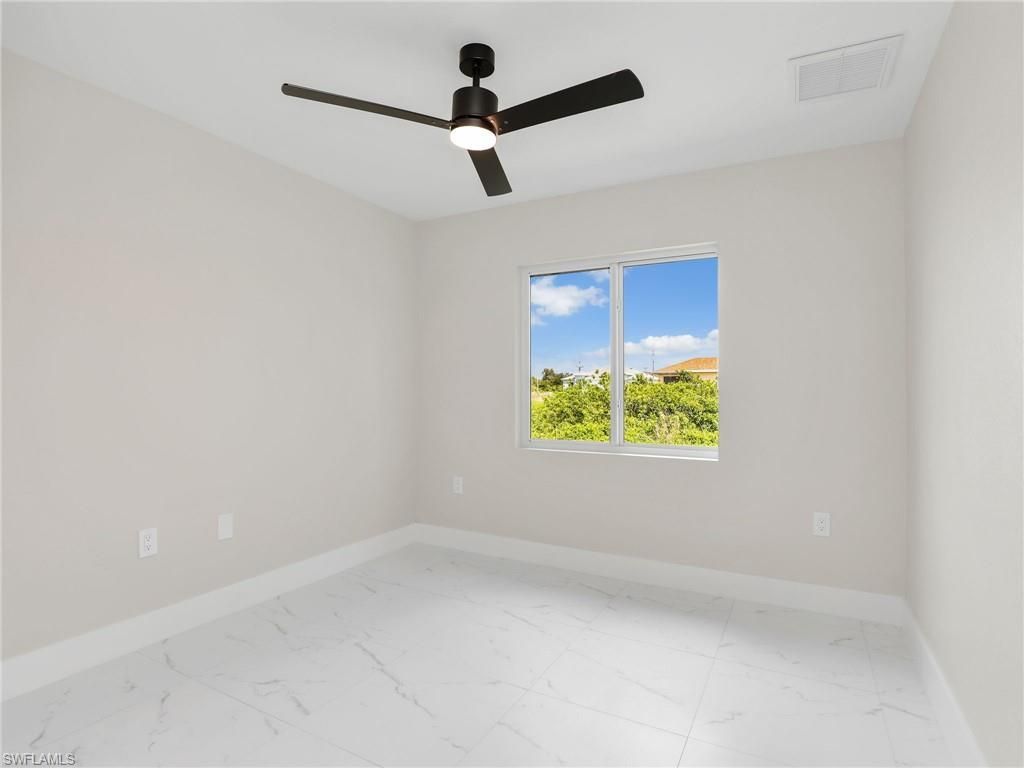362/364 Petite Ave, Lehigh Acres, FL 33974 Photo