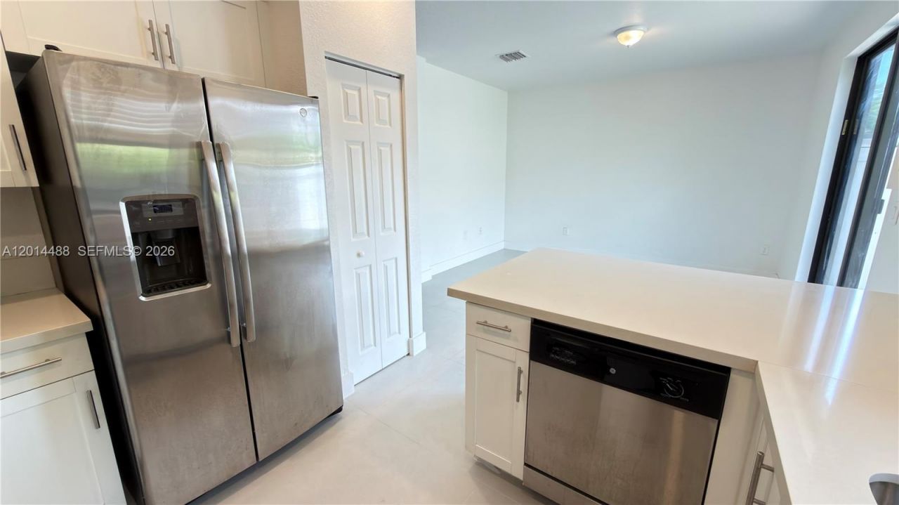 3469 W 106th St, Hialeah, FL 33018 Photo