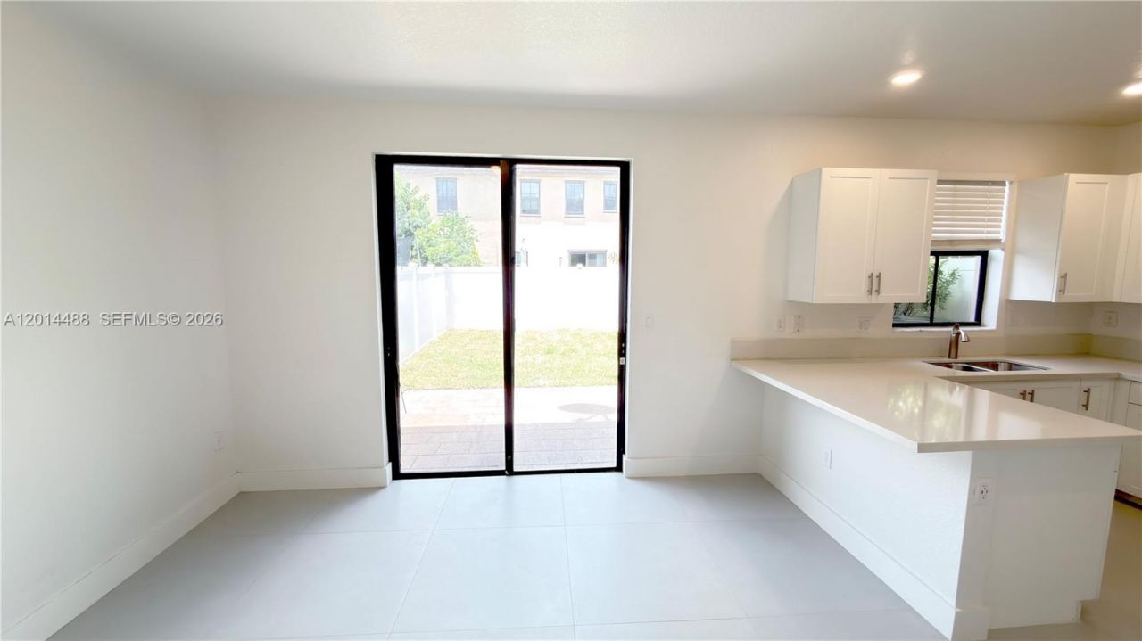 3469 W 106th St, Hialeah, FL 33018 Photo