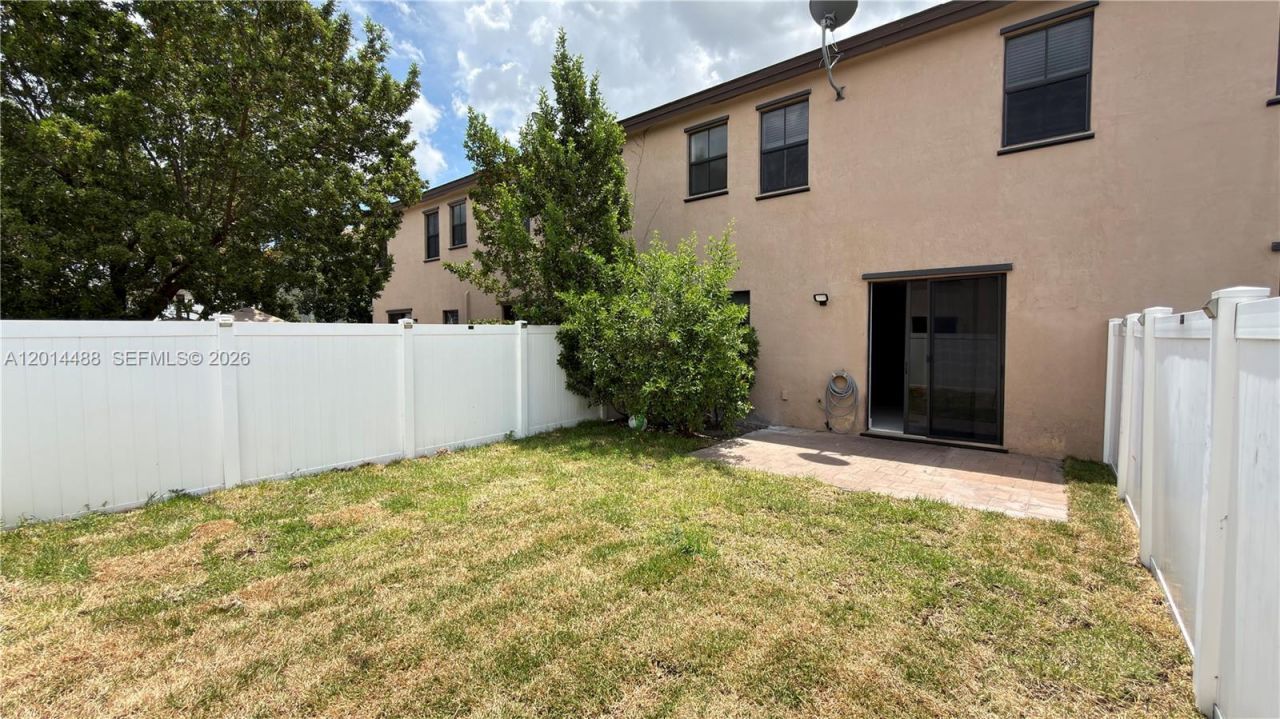 3469 W 106th St, Hialeah, FL 33018 Photo